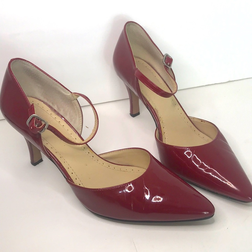 Adrienne Vittadini patent leather heels